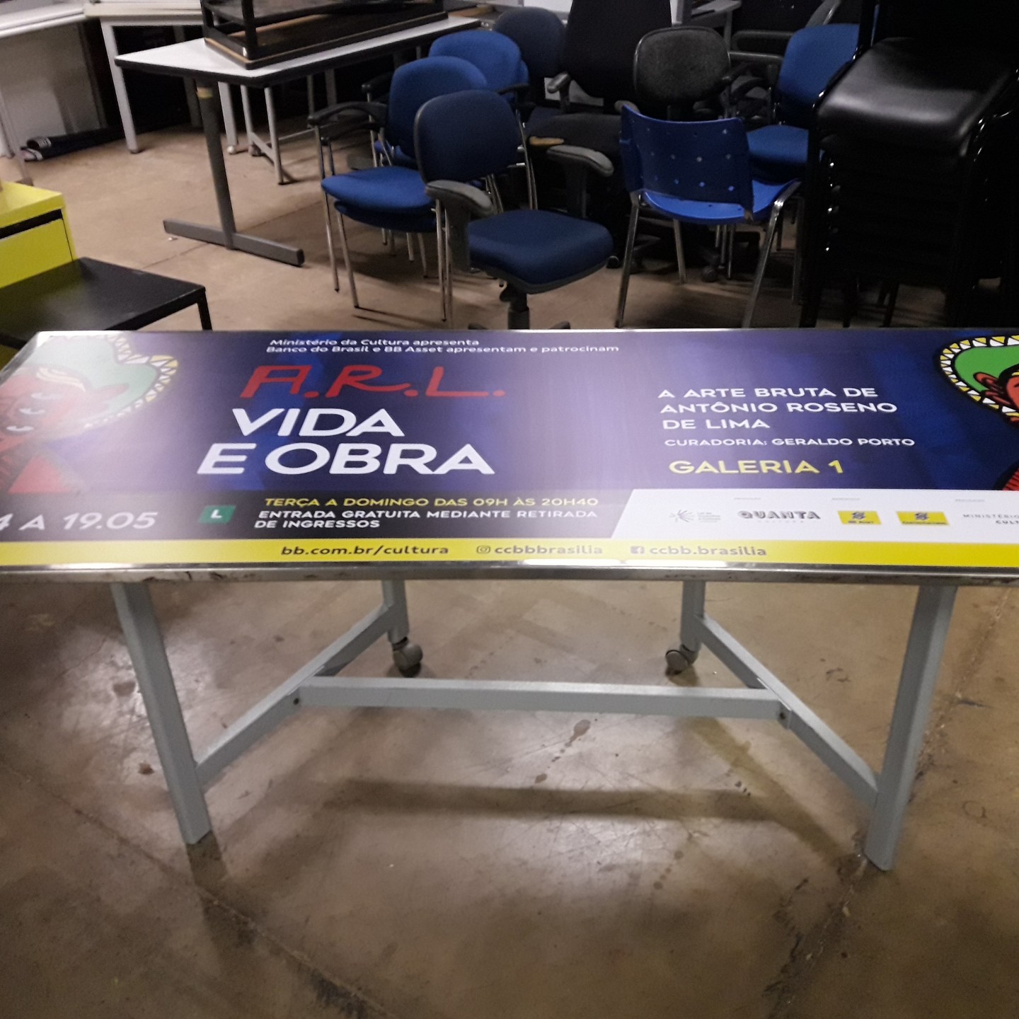 Projeto de comunicação visual da FOCO em Brasília