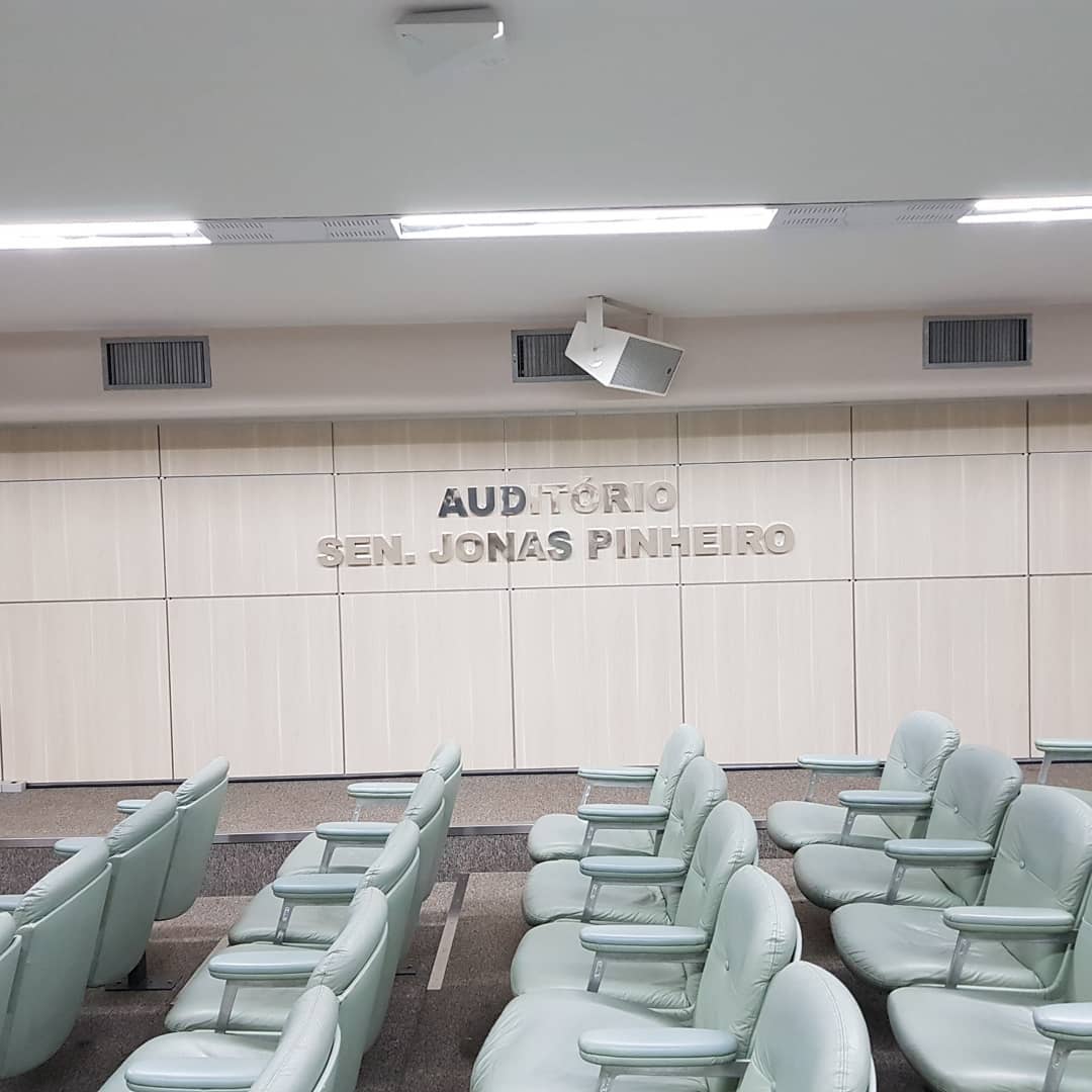 Projeto de comunicação visual da FOCO em Brasília