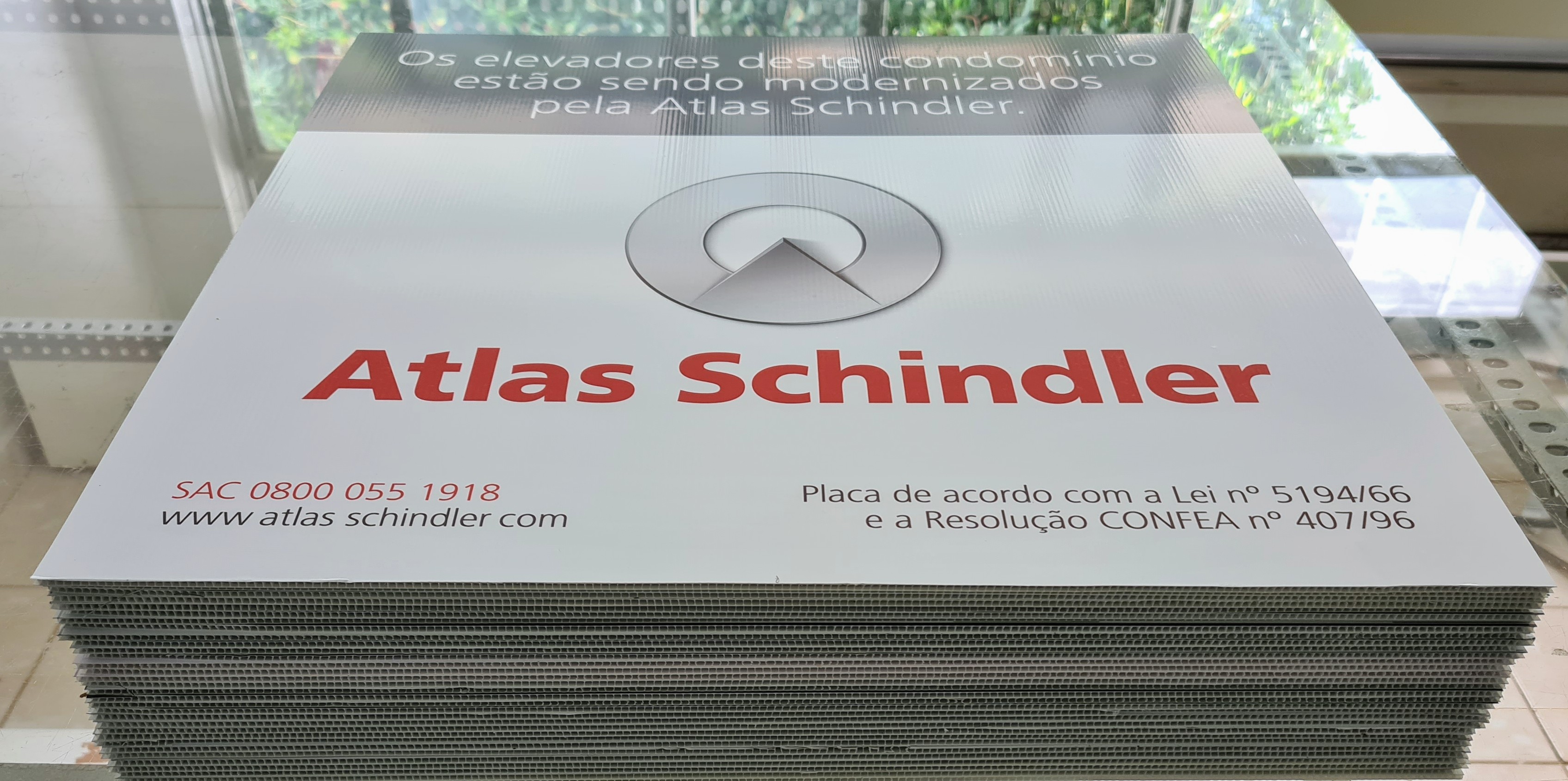 Projeto de comunicação visual da FOCO em Brasília