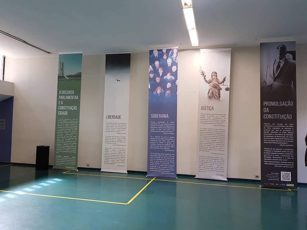 Projeto de comunicação visual da FOCO em Brasília